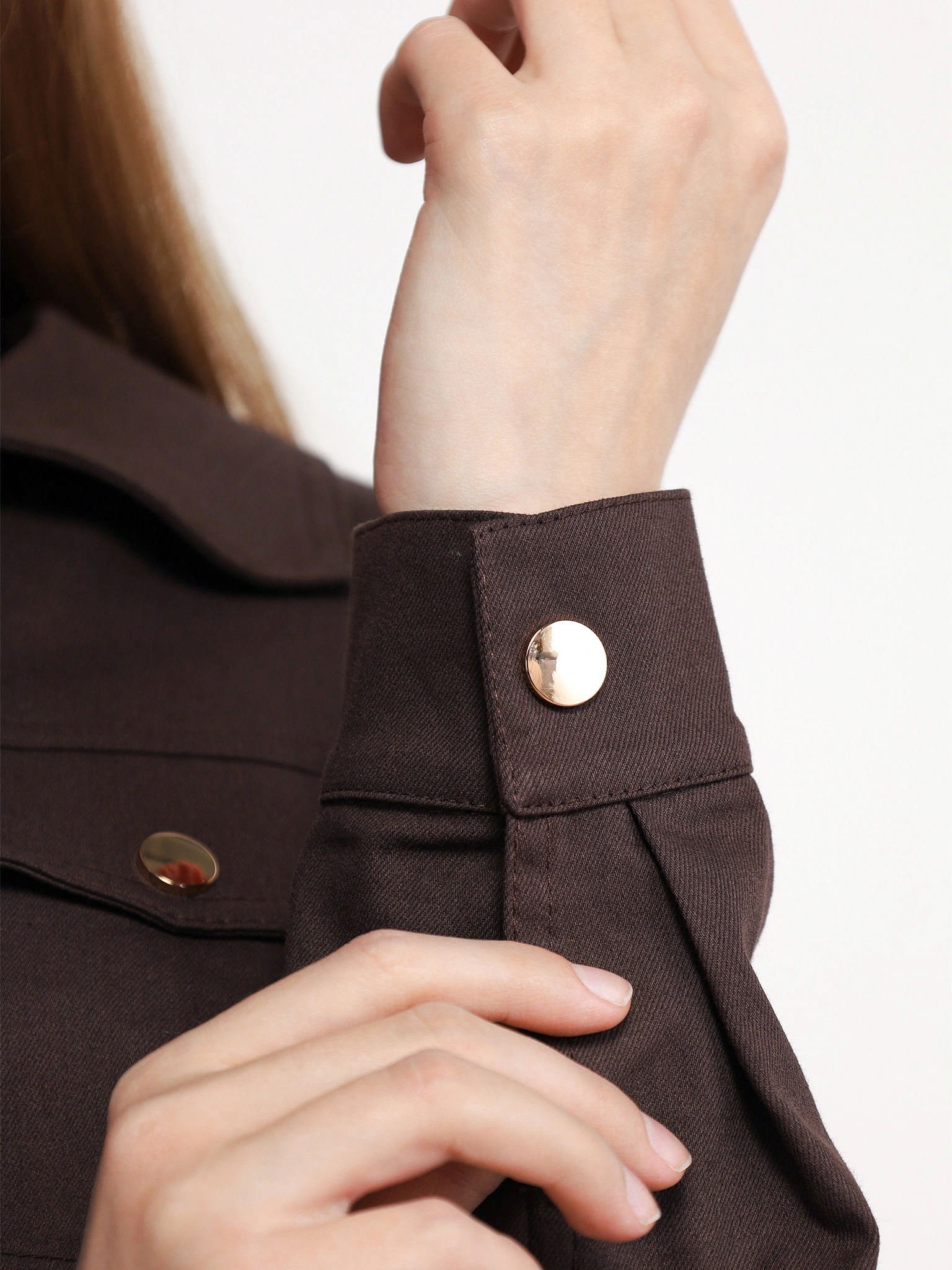 Жакет темно-коричневого цвета с кокеткой